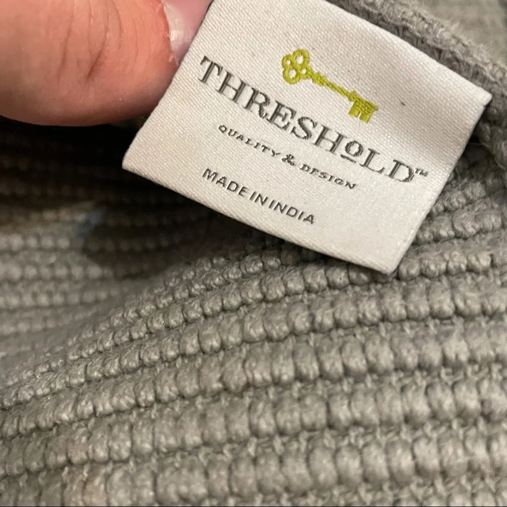 Threshold Gray Woven 32x22” Bath Mat